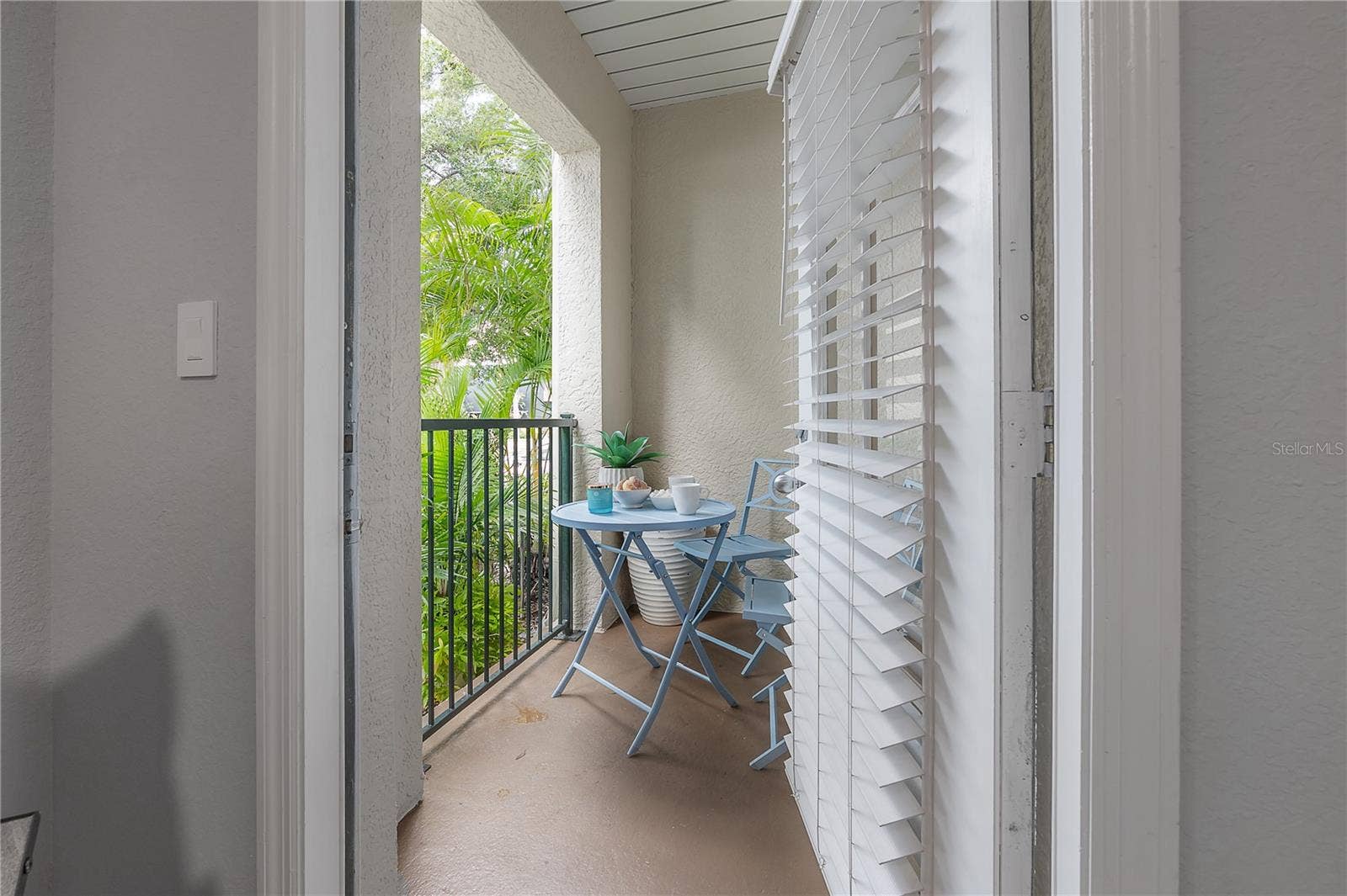 402 S ARMENIA AVENUE, #114, Tampa, FL 33609 402 S ARMENIA AVENUE, #114, Tampa, FL 33609
