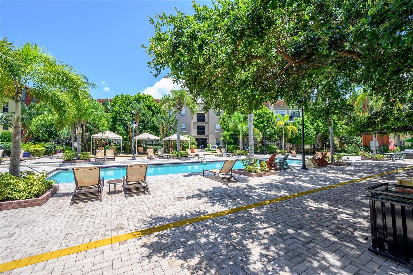 402 S ARMENIA AVENUE, #114, Tampa, FL 33609 402 S ARMENIA AVENUE, #114, Tampa, FL 33609