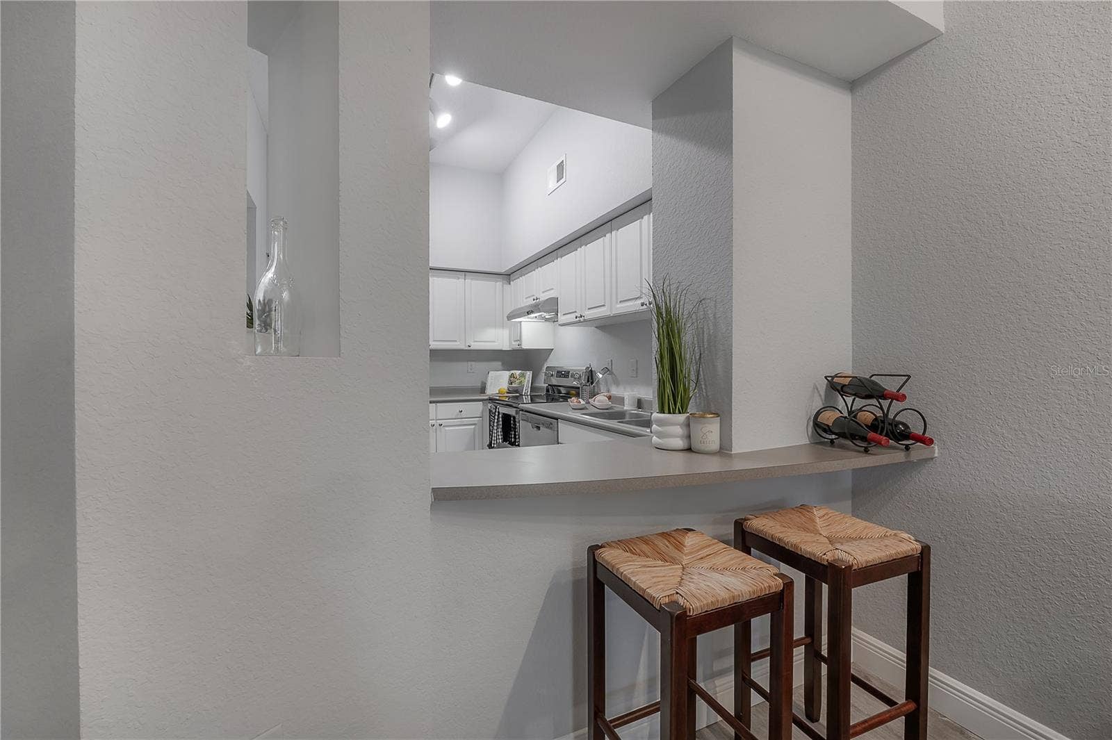 402 S ARMENIA AVENUE, #114, Tampa, FL 33609 402 S ARMENIA AVENUE, #114, Tampa, FL 33609