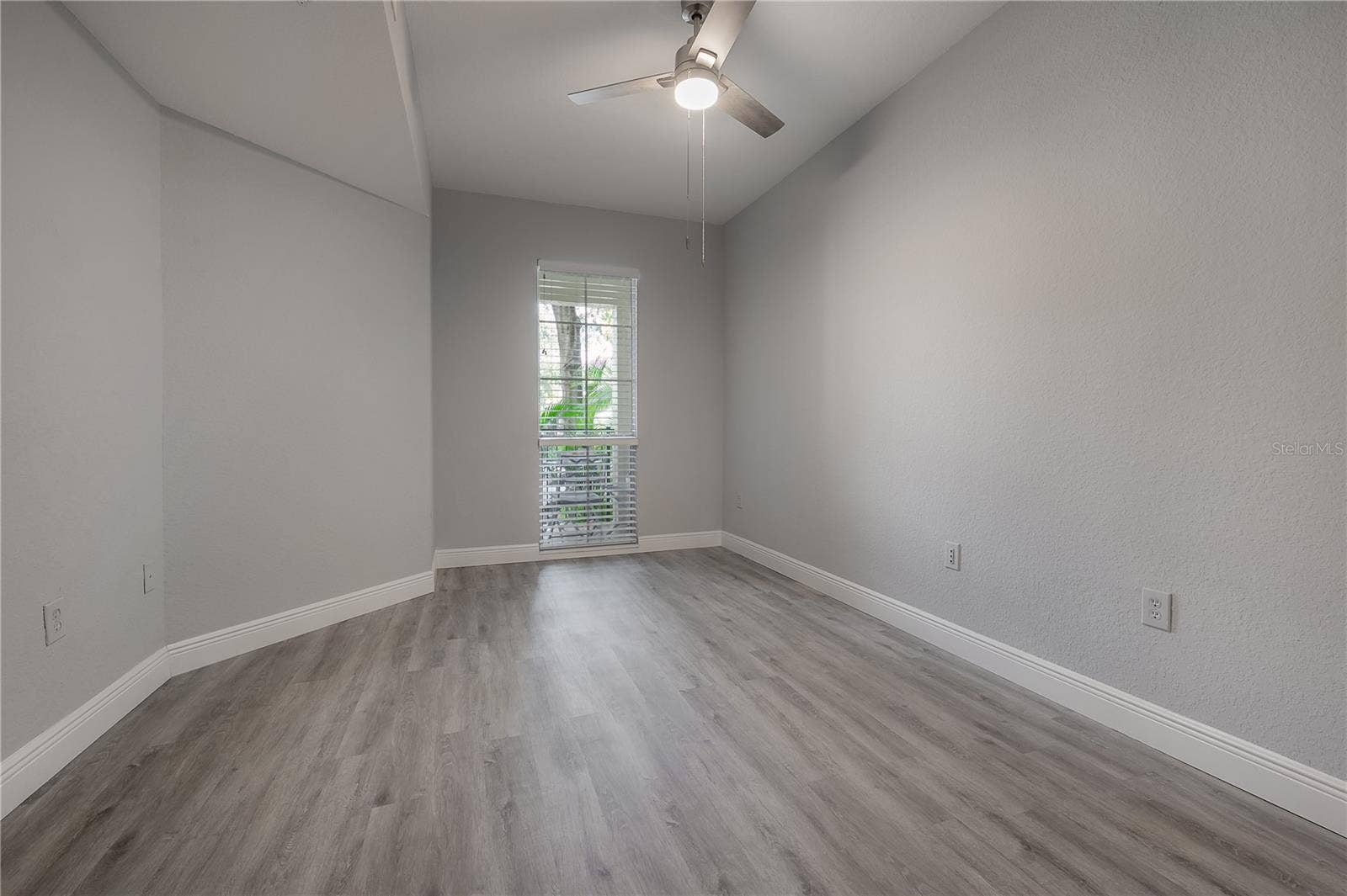 402 S ARMENIA AVENUE, #114, Tampa, FL 33609 402 S ARMENIA AVENUE, #114, Tampa, FL 33609