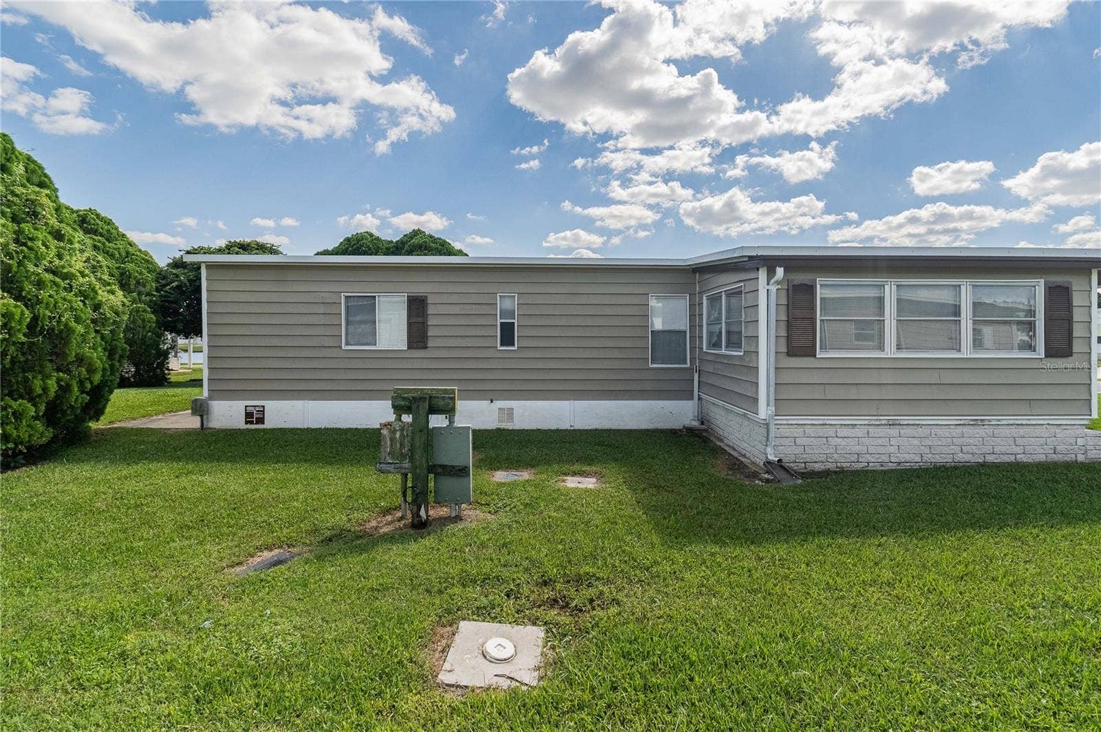 5600 ARROWHEAD DRIVE, Zephyrhills, FL 33542