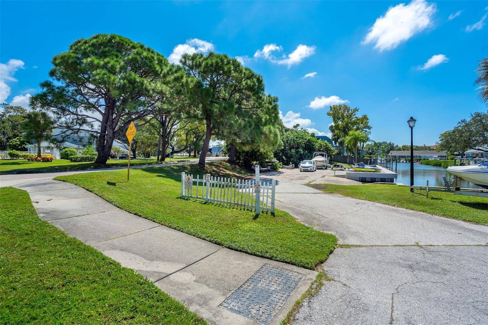 95TH AVENUE N, Seminole, FL 33776