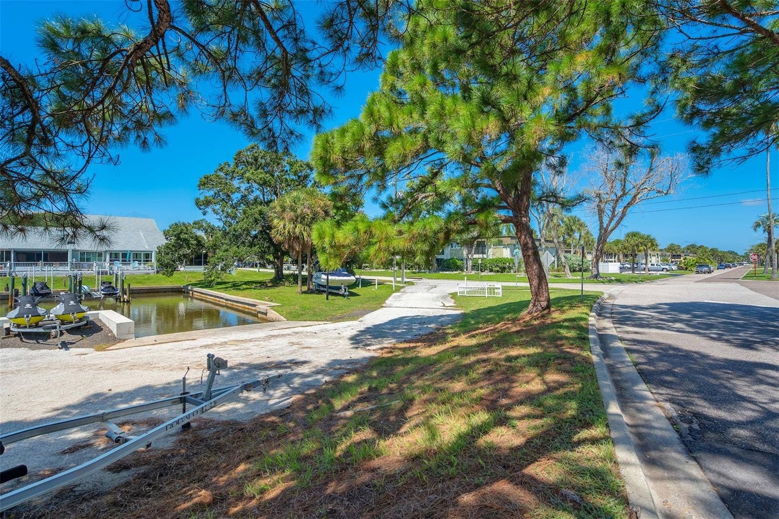 95TH AVENUE N, Seminole, FL 33776