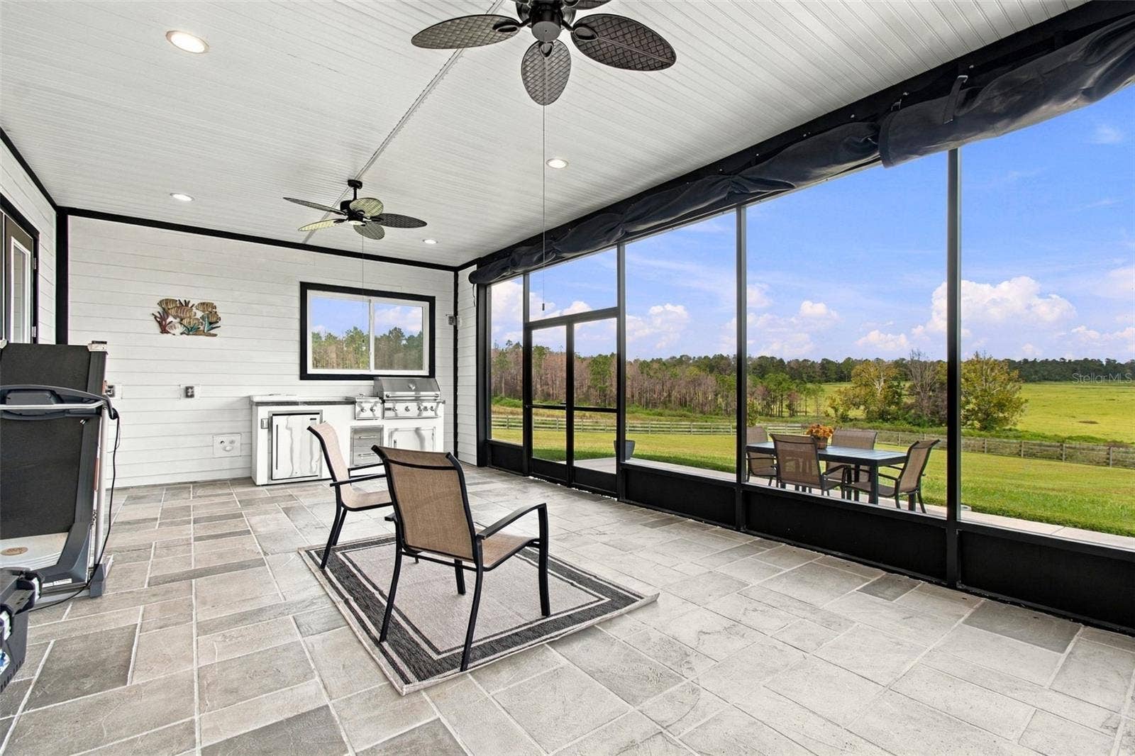 16705 HILLTOP HORIZONS PLACE, Dade City, FL 33523