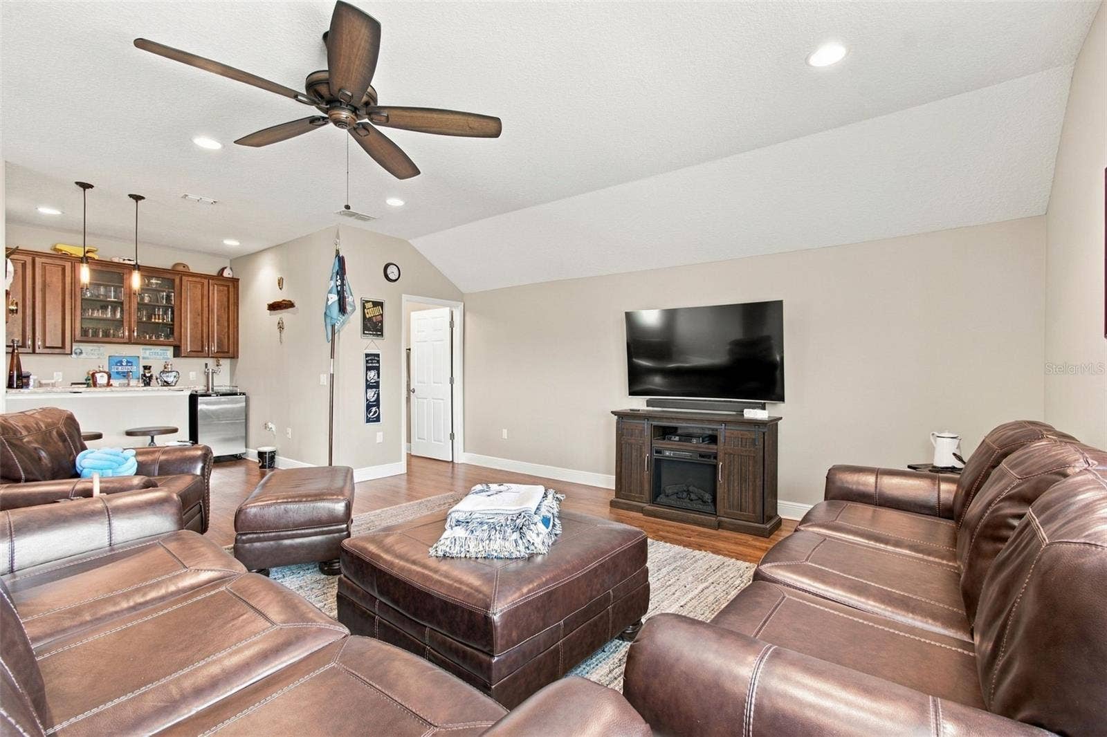 16705 HILLTOP HORIZONS PLACE, Dade City, FL 33523