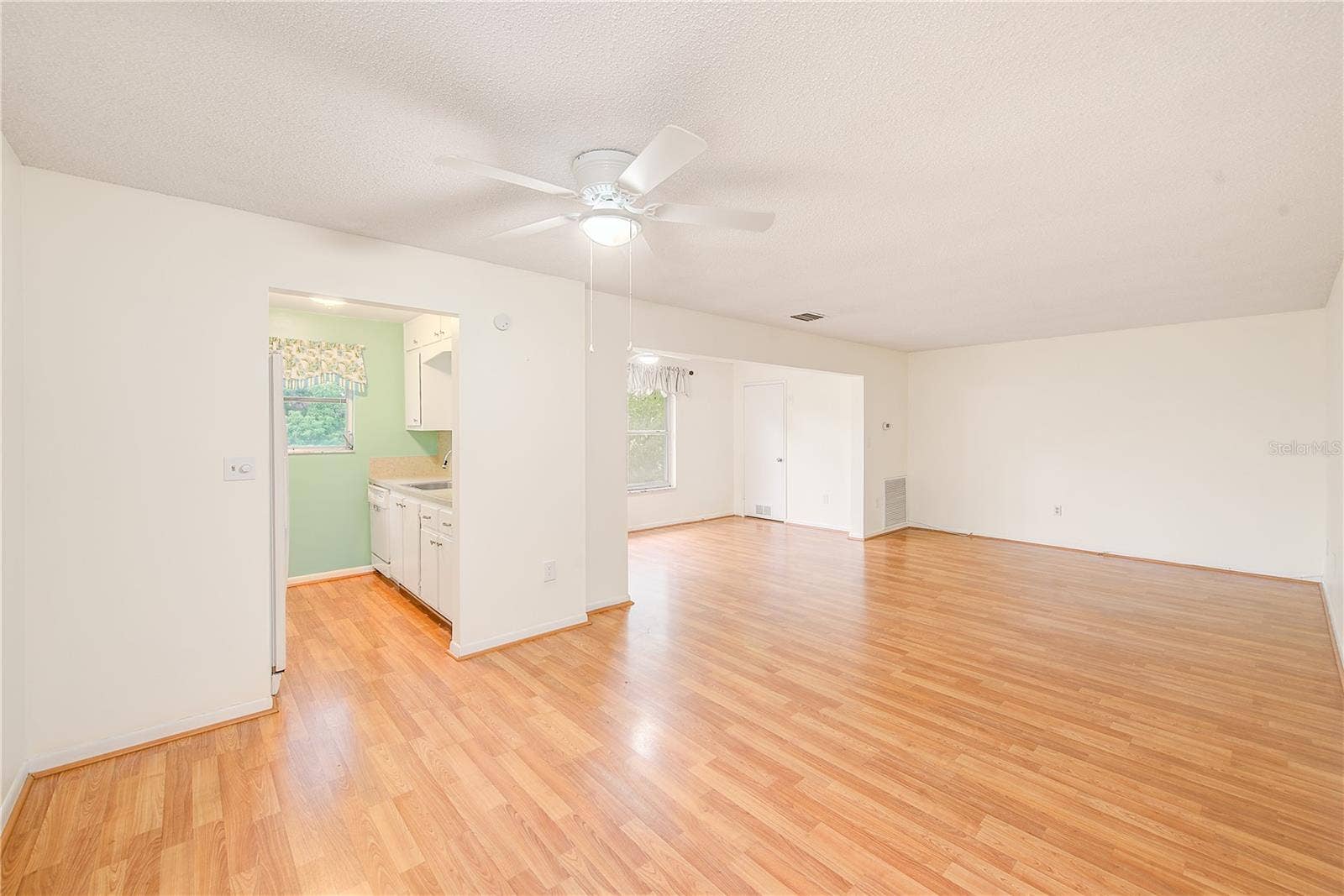 5660 80TH ST N, #C305, St Petersburg, FL 33709