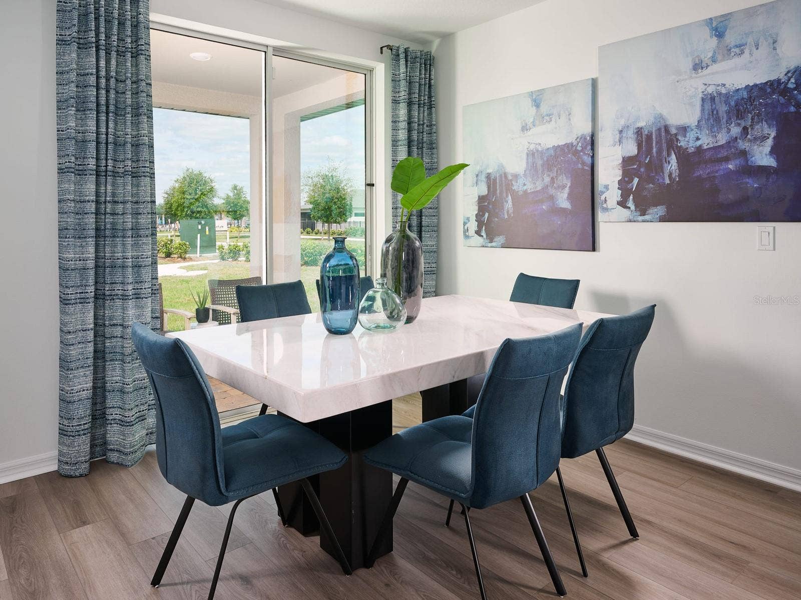 Photo is not of the actual home, but is an inspirational photo of builders model home and may depict options, furnishings, and/or decorator features that are not included.