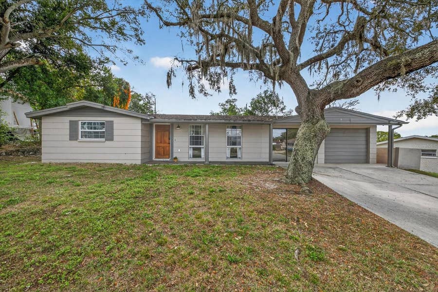 Property photo for 5404 FRONT DRIVE, Holiday, FL