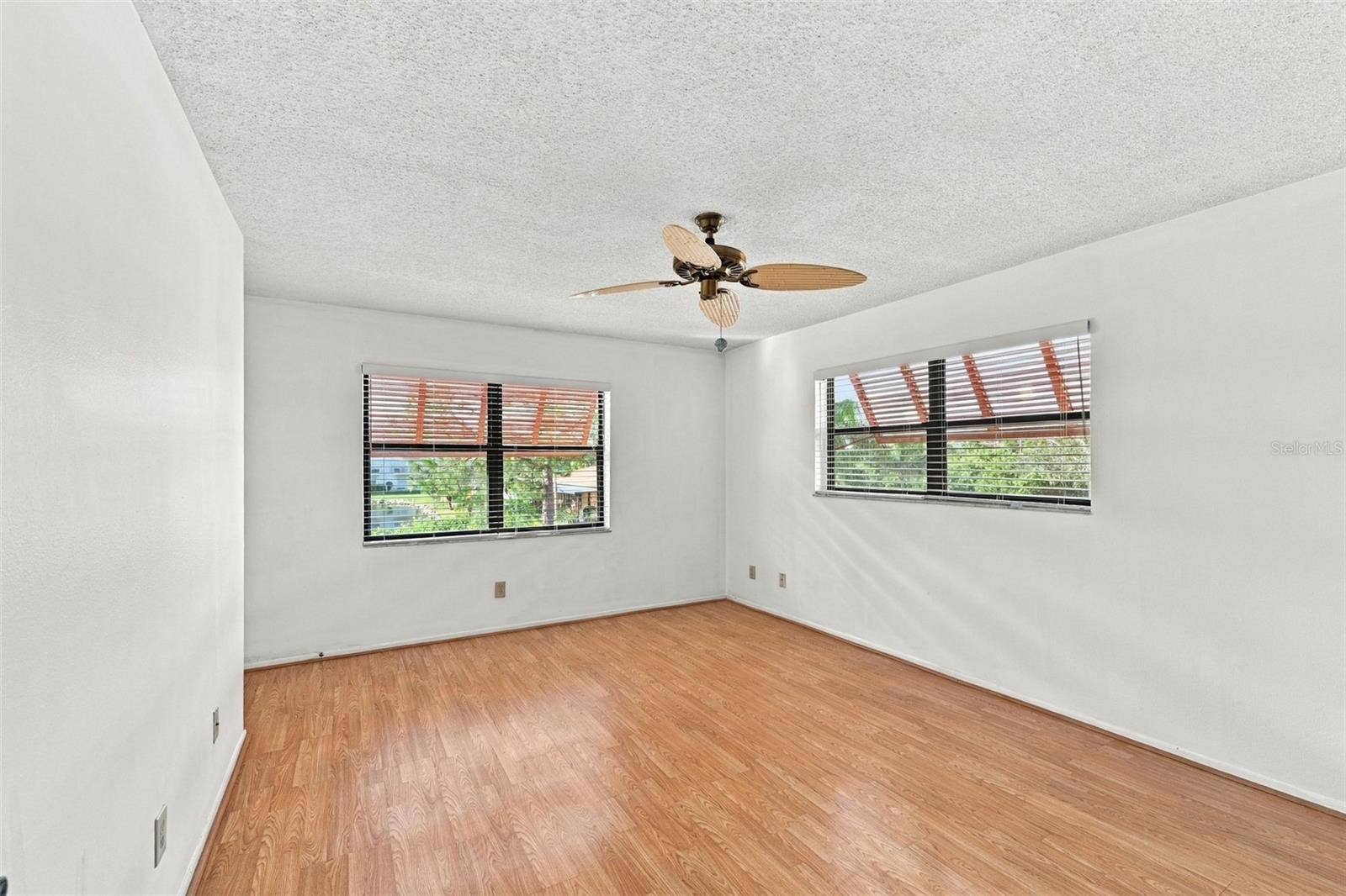 5817 PARK STREET N, #212, St Petersburg, FL 33709 5817 PARK STREET N, #212, St Petersburg, FL 33709