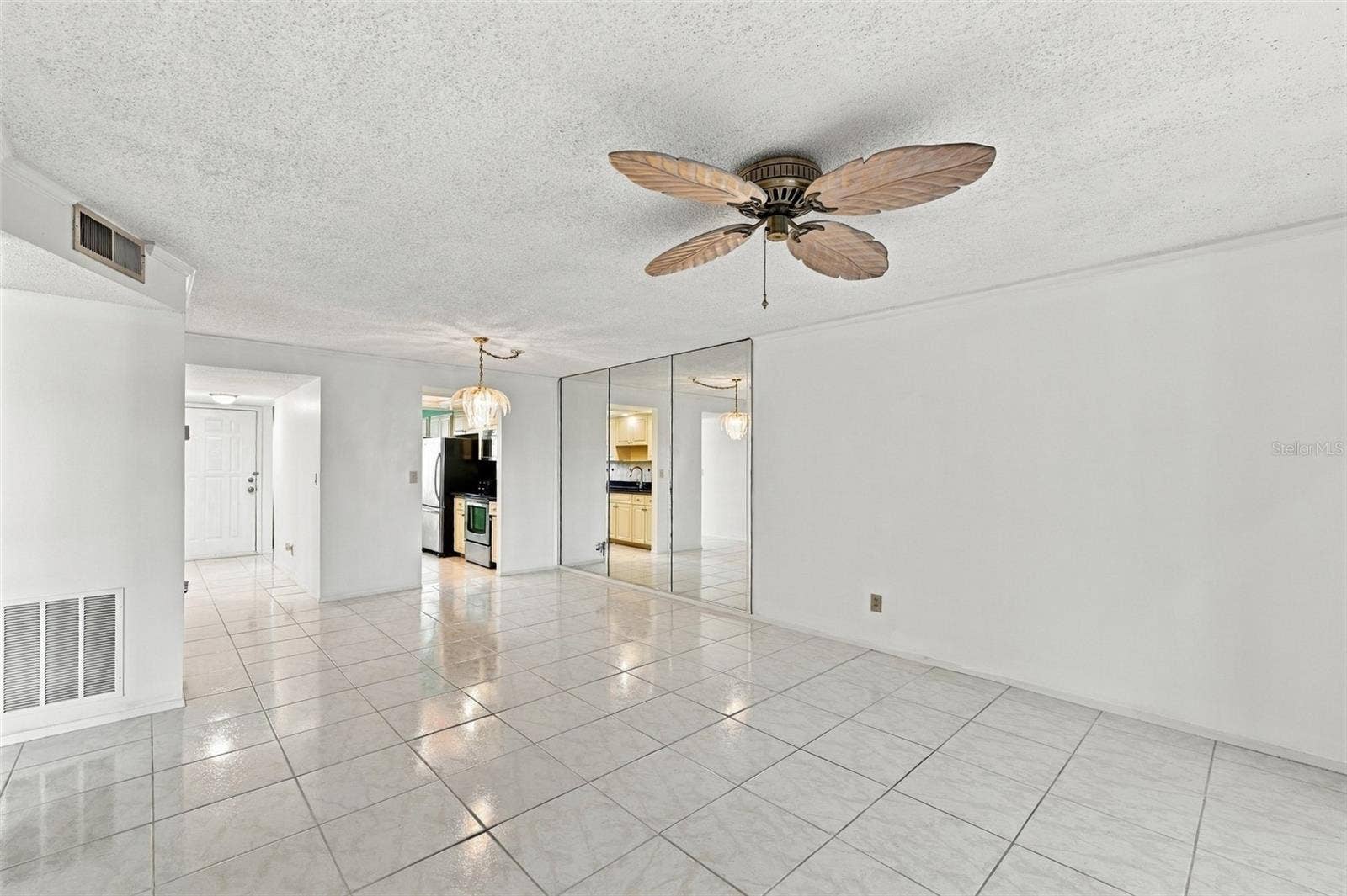 5817 PARK STREET N, #212, St Petersburg, FL 33709 5817 PARK STREET N, #212, St Petersburg, FL 33709
