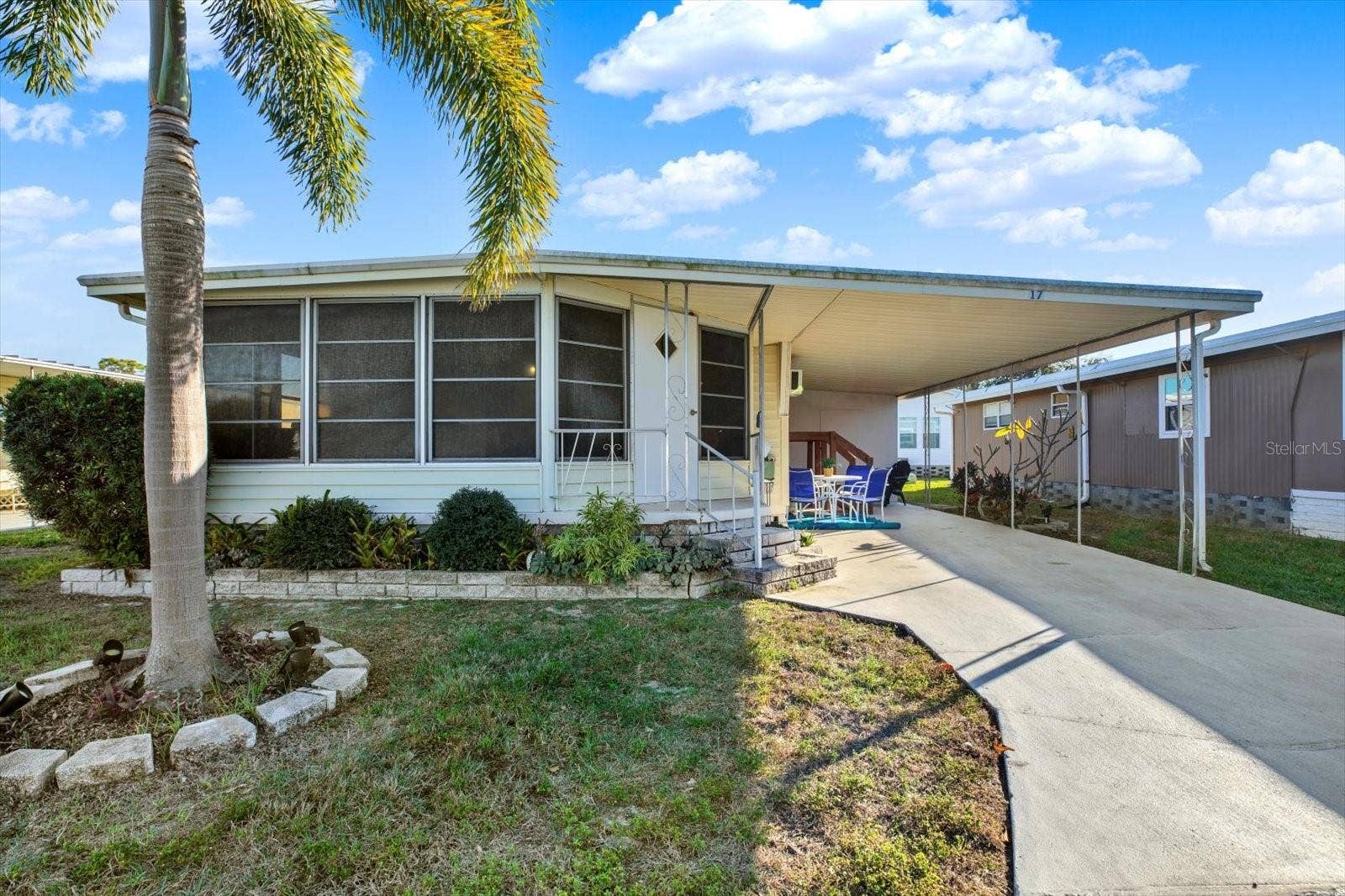 7880 54TH AVENUE N, #17, St Petersburg, FL 33709 Front Exterior