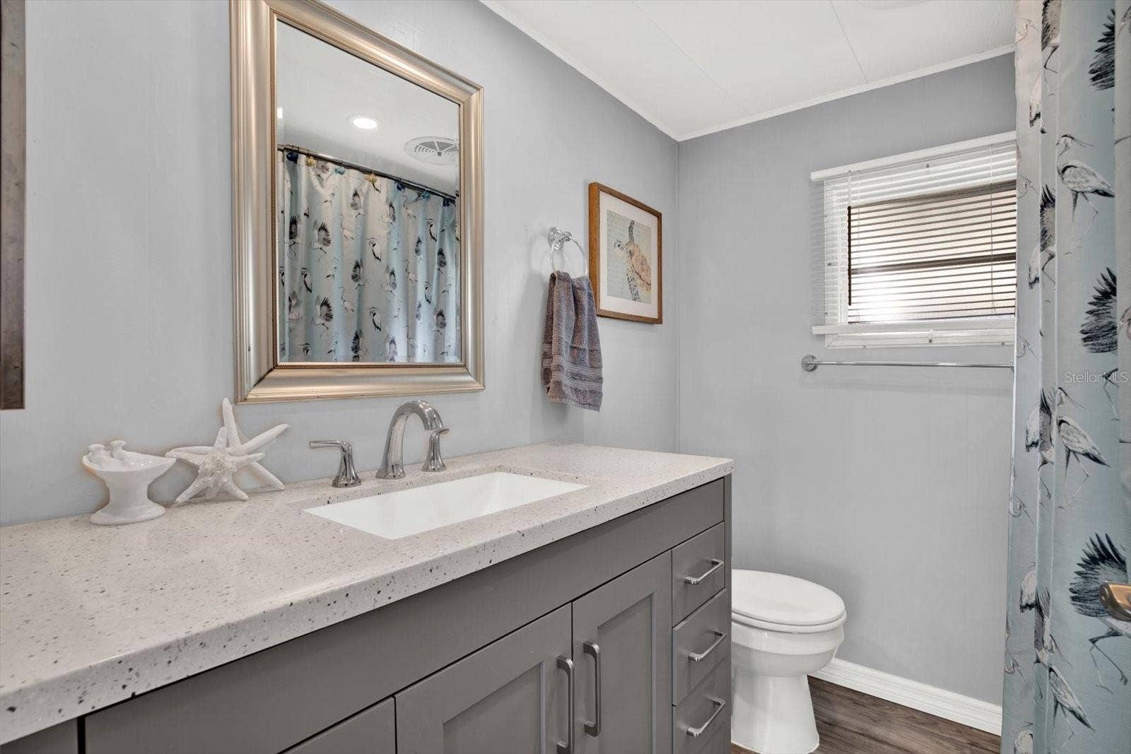 7880 54TH AVENUE N, #17, St Petersburg, FL 33709 Bathroom