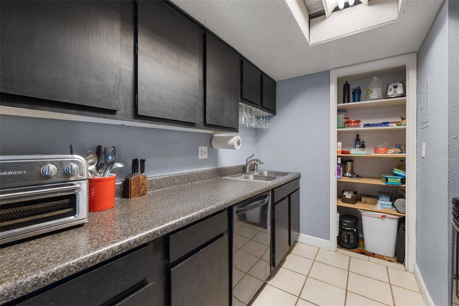 8921 BLIND PASS ROAD, #250, St Pete Beach, FL 33706 kitchen