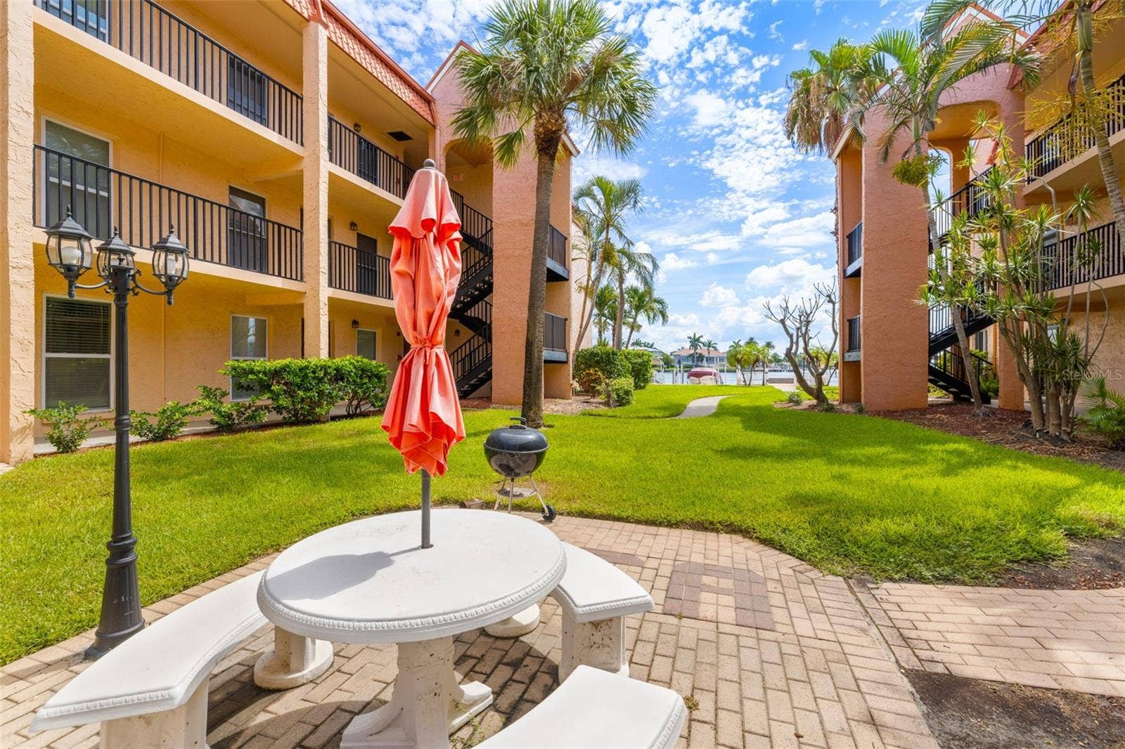 8921 BLIND PASS ROAD, #250, St Pete Beach, FL 33706 courtyard