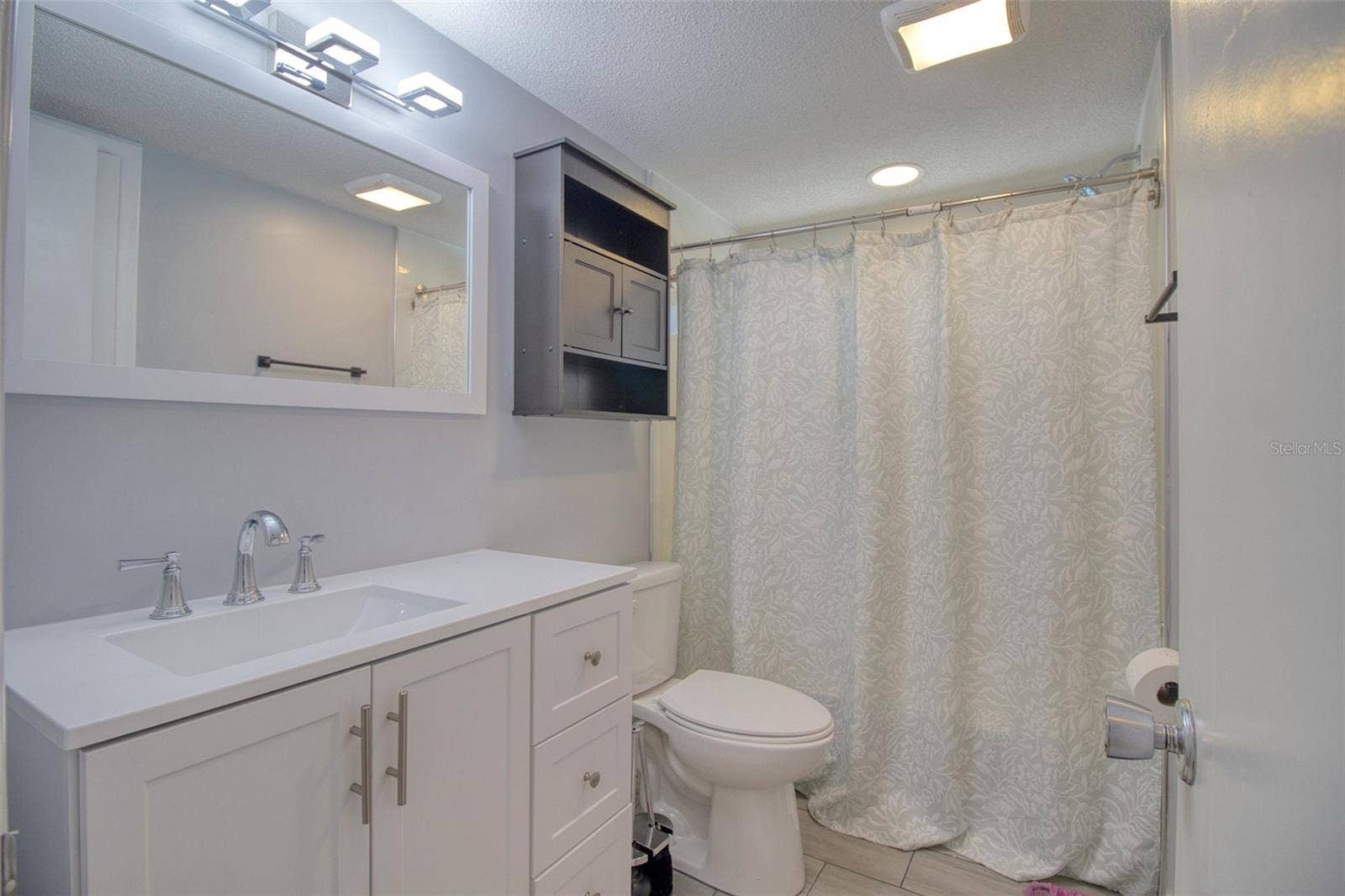 Hall bath
