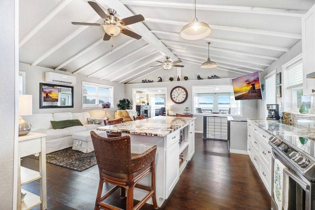 11337 KNIGHTS GRIFFIN ROAD, Thonotosassa, FL 33592