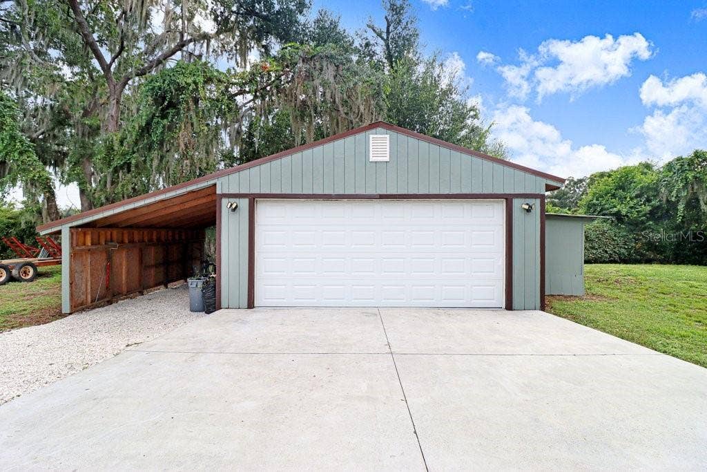 11337 KNIGHTS GRIFFIN ROAD, Thonotosassa, FL 33592