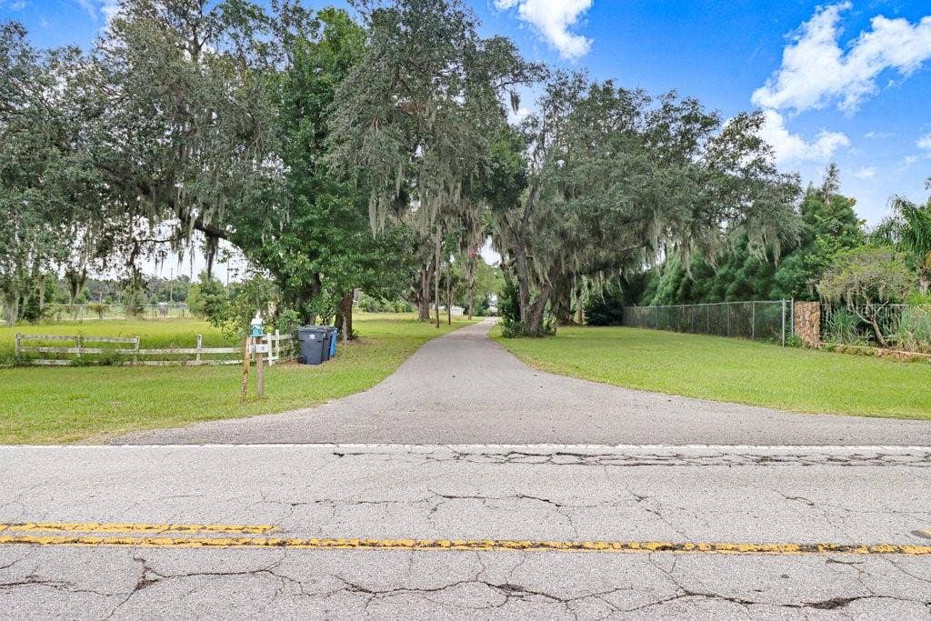 11337 KNIGHTS GRIFFIN ROAD, Thonotosassa, FL 33592