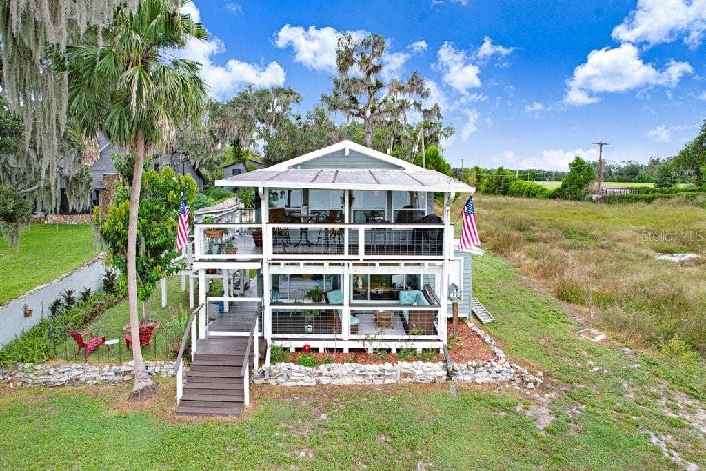 11337 KNIGHTS GRIFFIN ROAD, Thonotosassa, FL 33592