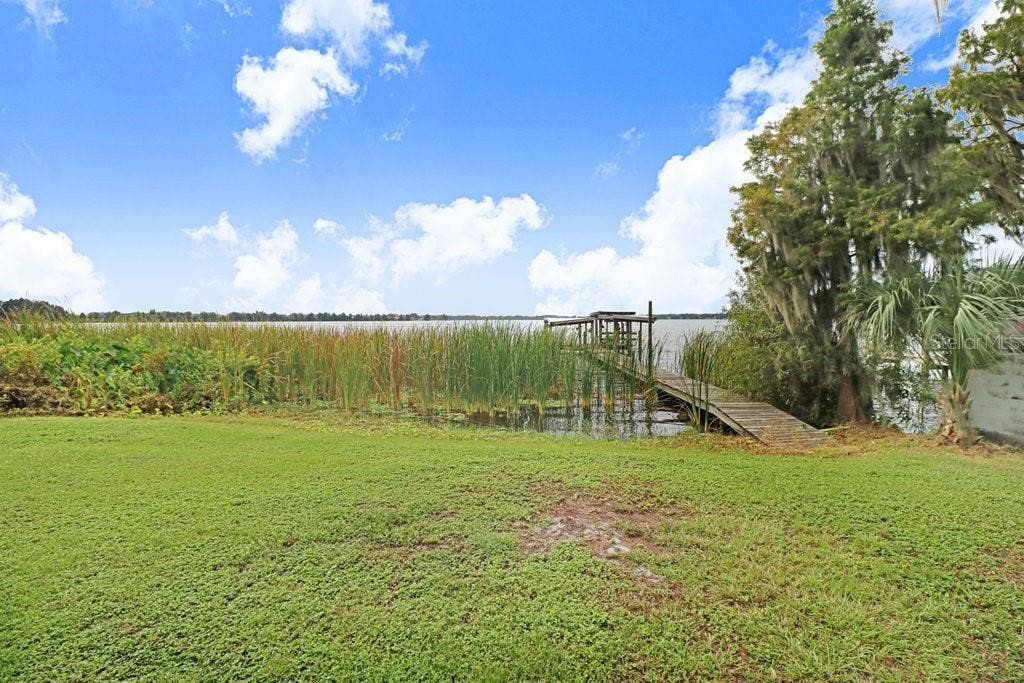 11337 KNIGHTS GRIFFIN ROAD, Thonotosassa, FL 33592