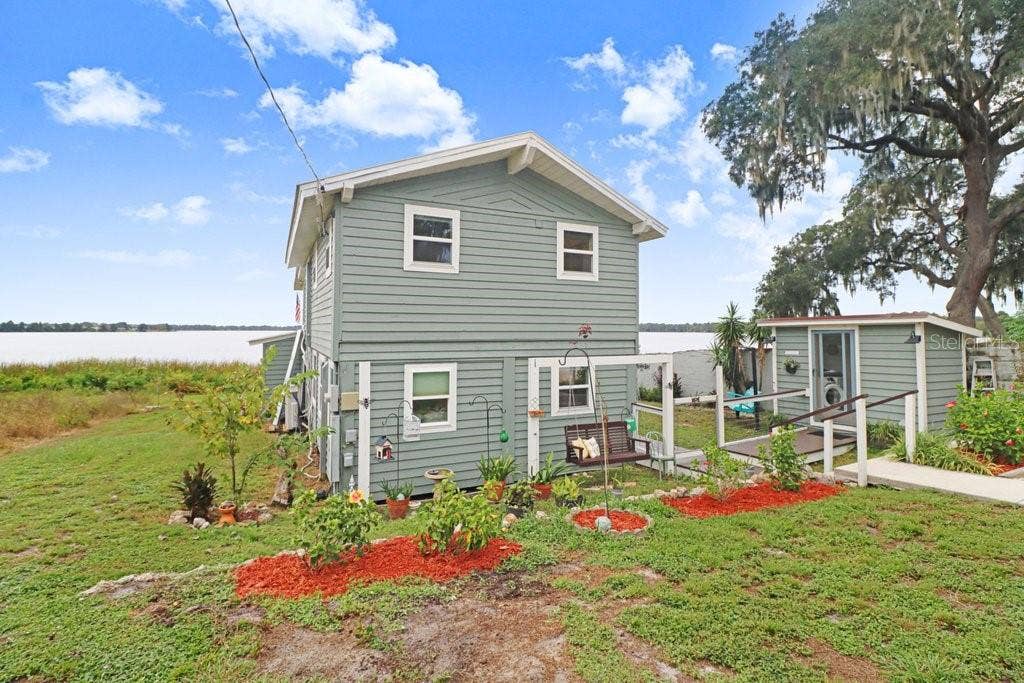 11337 KNIGHTS GRIFFIN ROAD, Thonotosassa, FL 33592