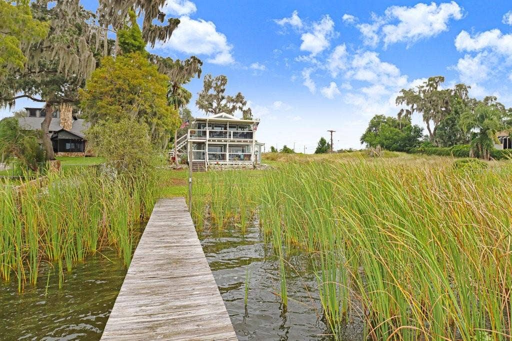 11337 KNIGHTS GRIFFIN ROAD, Thonotosassa, FL 33592