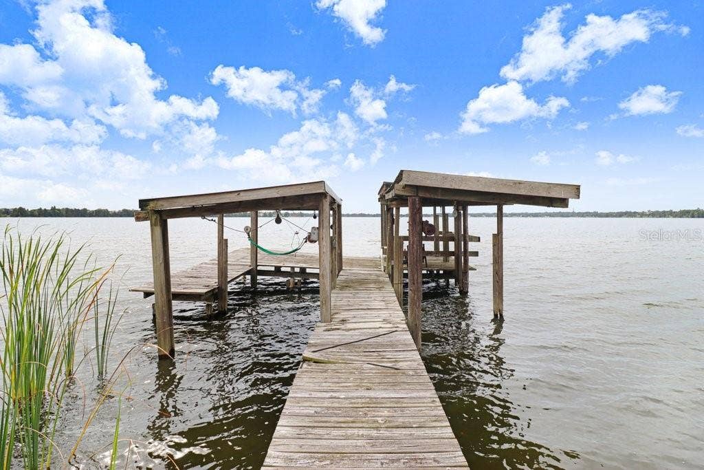 11337 KNIGHTS GRIFFIN ROAD, Thonotosassa, FL 33592
