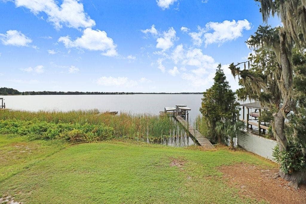 11337 KNIGHTS GRIFFIN ROAD, Thonotosassa, FL 33592