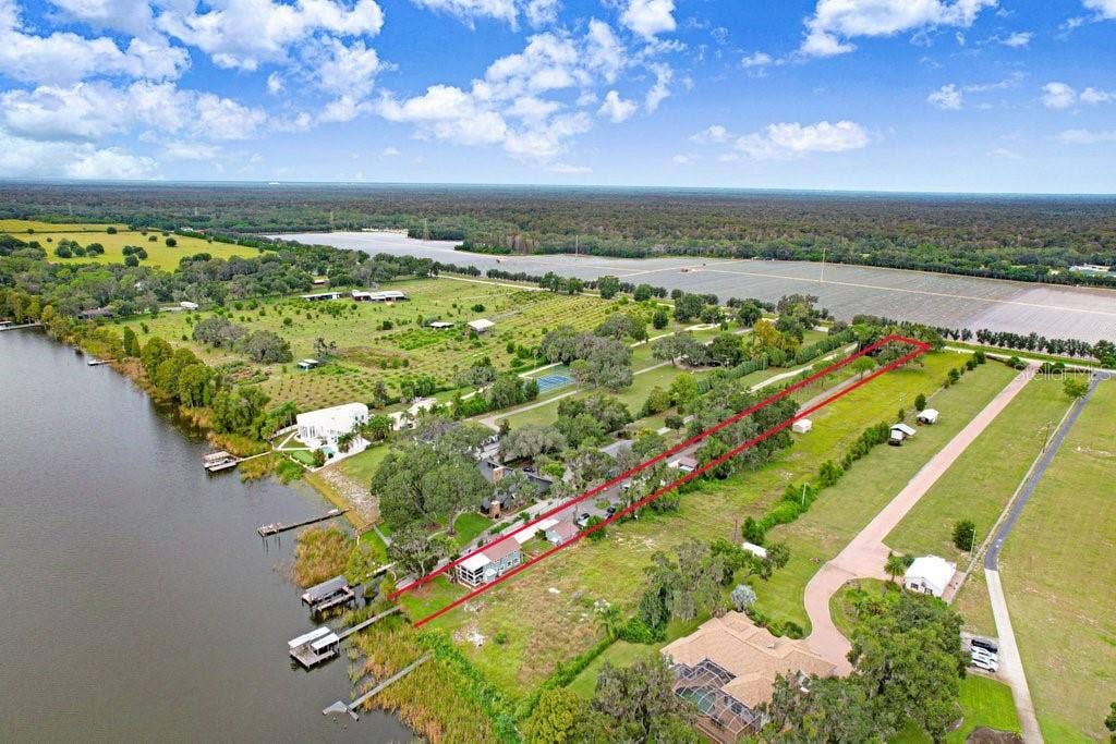 11337 KNIGHTS GRIFFIN ROAD, Thonotosassa, FL 33592