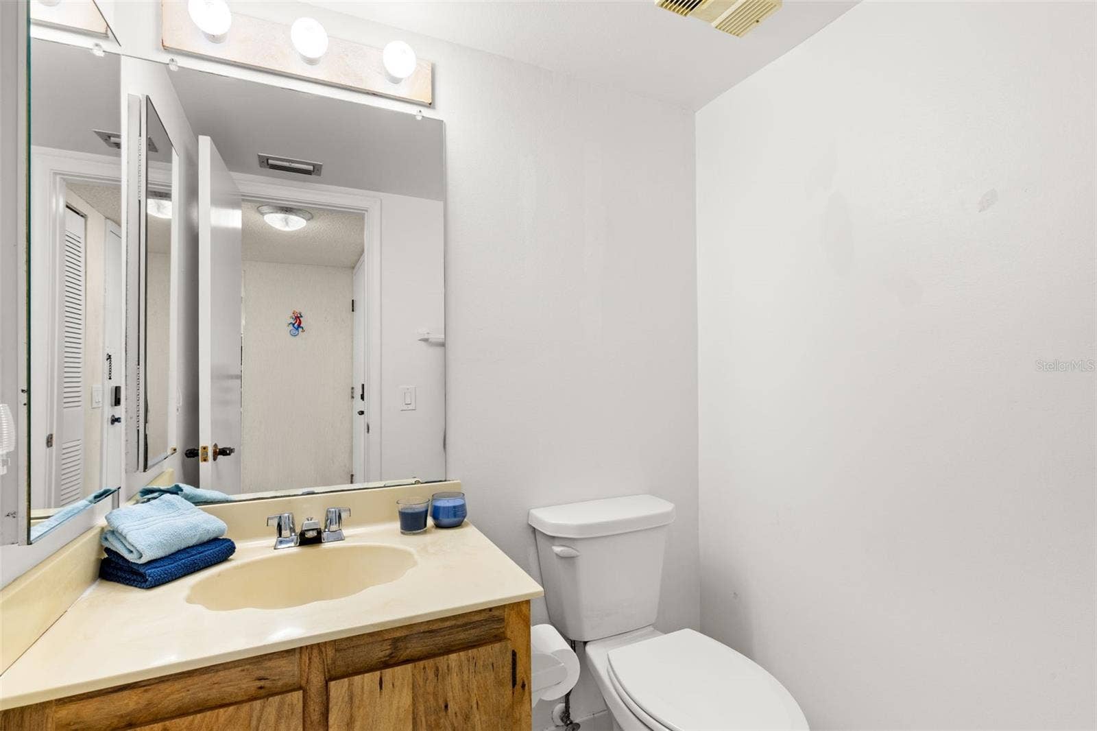 1/2 Bath