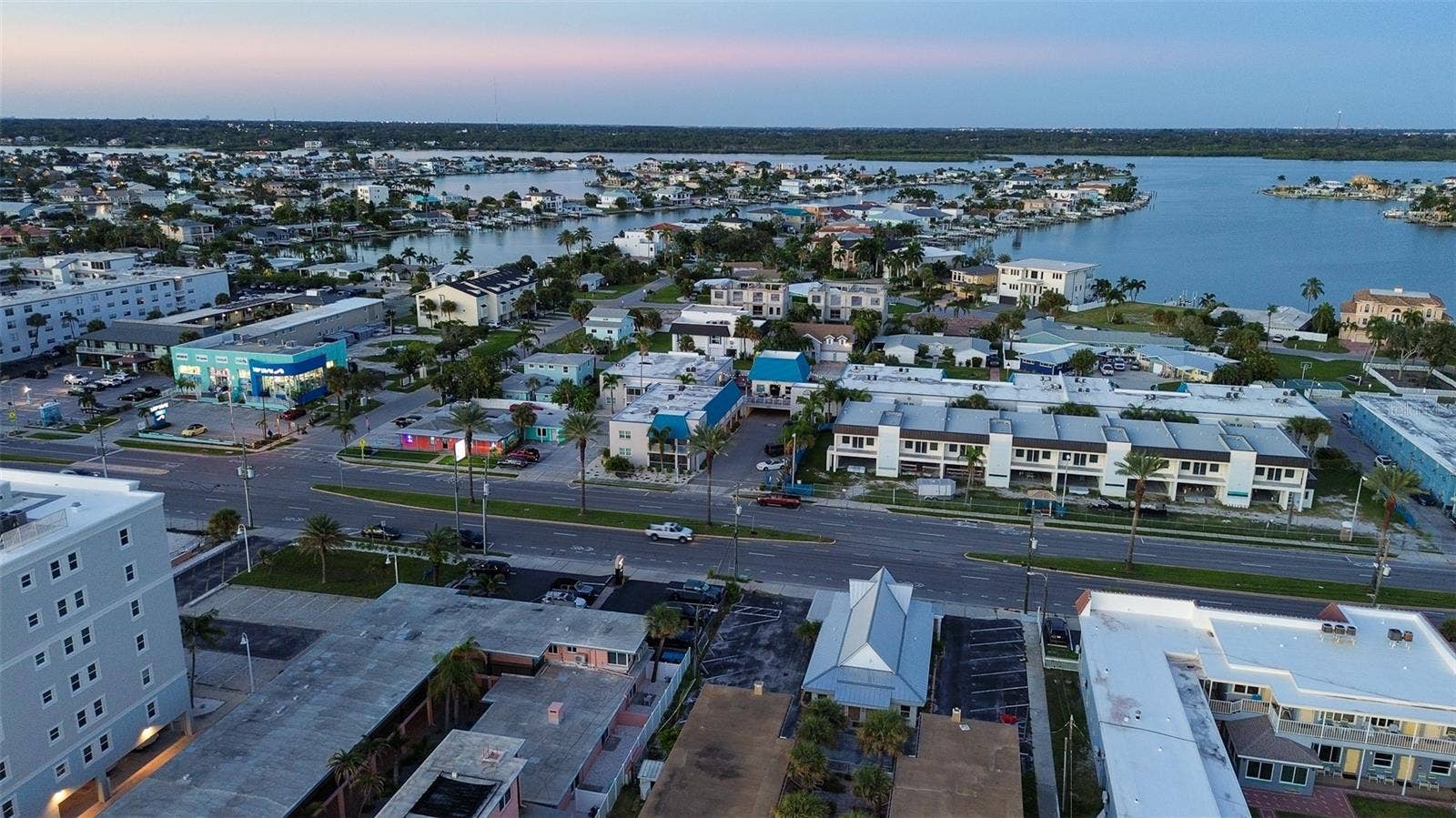 17035 GULF BOULEVARD, #104, North Redington Beach, FL 33708 17035 GULF BOULEVARD, #104, North Redington Beach, FL 33708