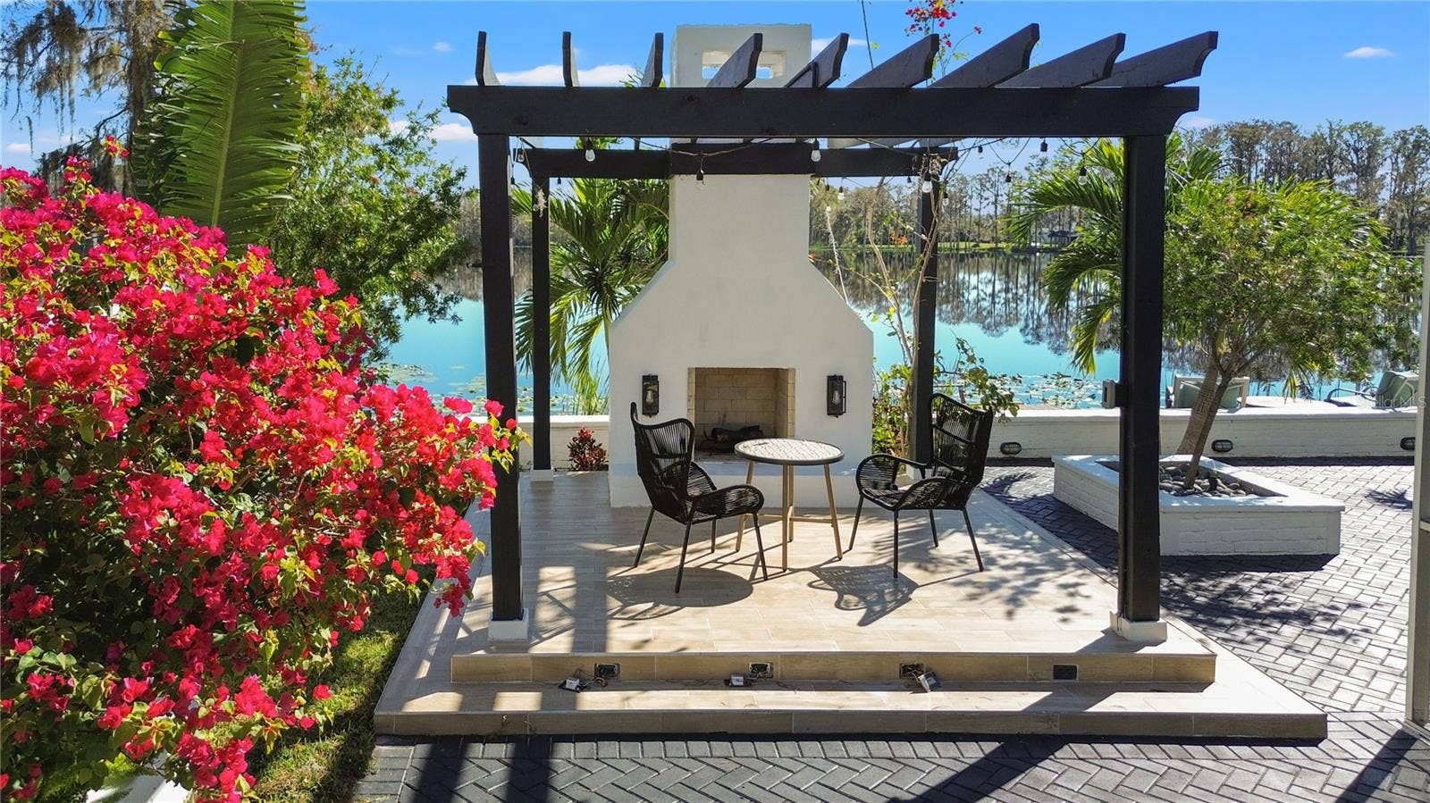 10908 LAND O LAKES BOULEVARD, Land O Lakes, FL 34638 Custom built fireplace