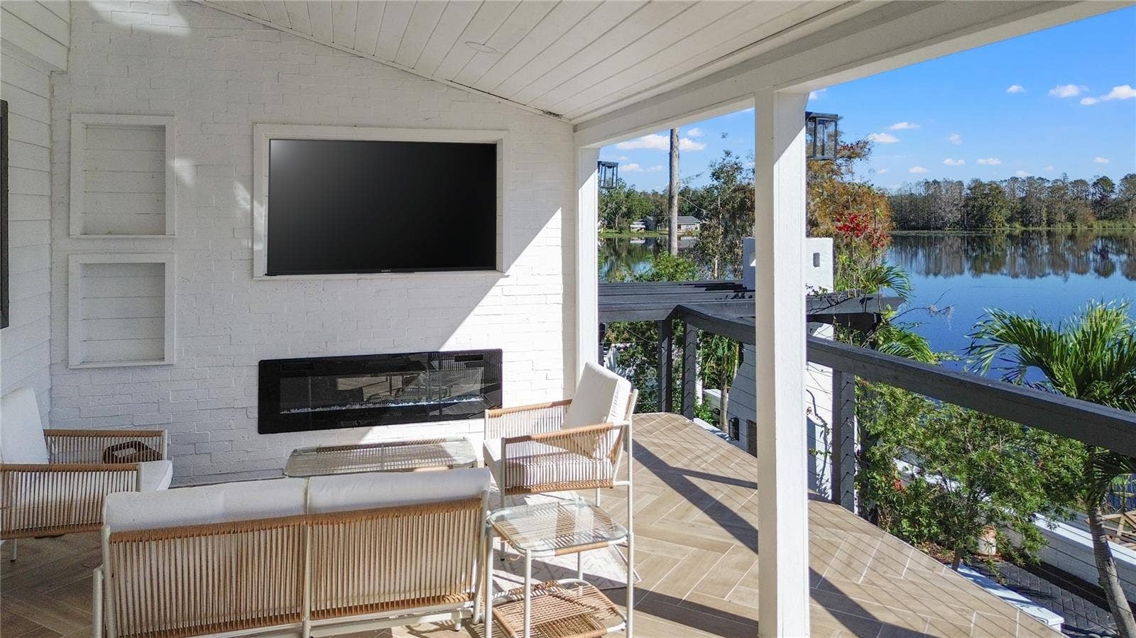 10908 LAND O LAKES BOULEVARD, Land O Lakes, FL 34638 Back porch, deck, second floor