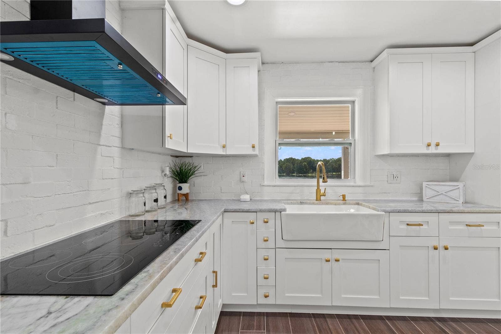 10908 LAND O LAKES BOULEVARD, Land O Lakes, FL 34638 10908 LAND O LAKES BOULEVARD, Land O Lakes, FL 34638