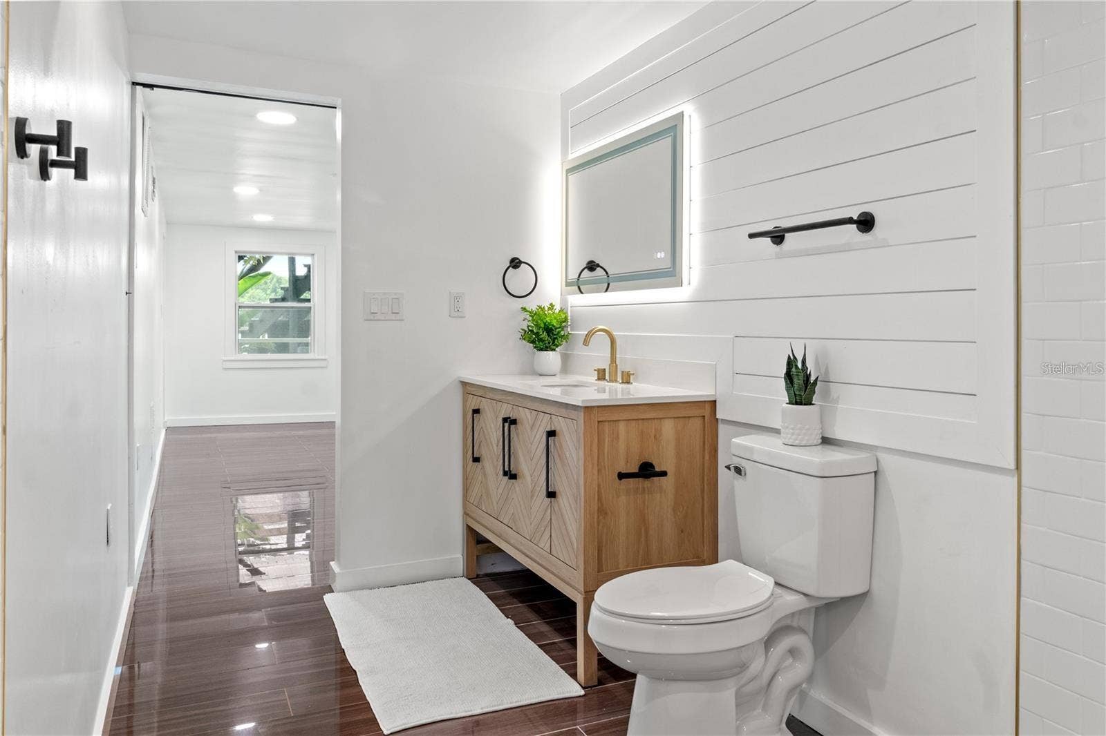 10908 LAND O LAKES BOULEVARD, Land O Lakes, FL 34638 Second primary bathroom, bottom floor