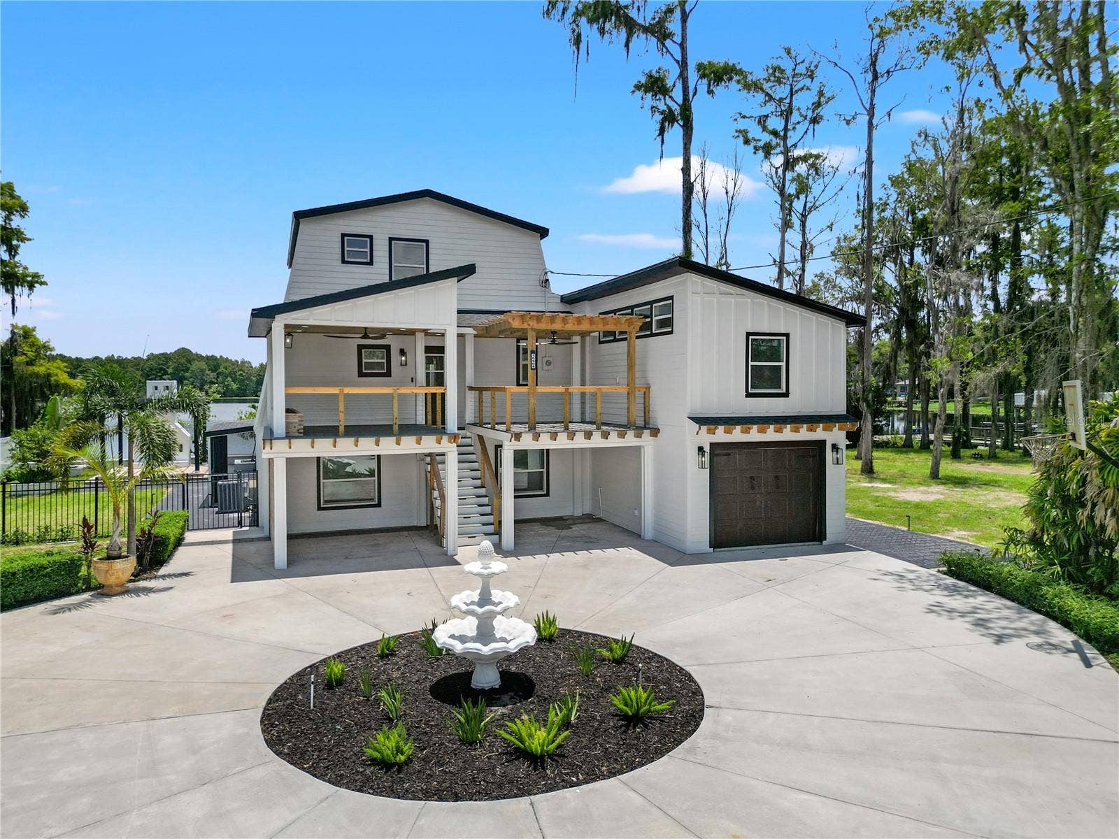 10908 LAND O LAKES BOULEVARD, Land O Lakes, FL 34638 10908 LAND O LAKES BOULEVARD, Land O Lakes, FL 34638