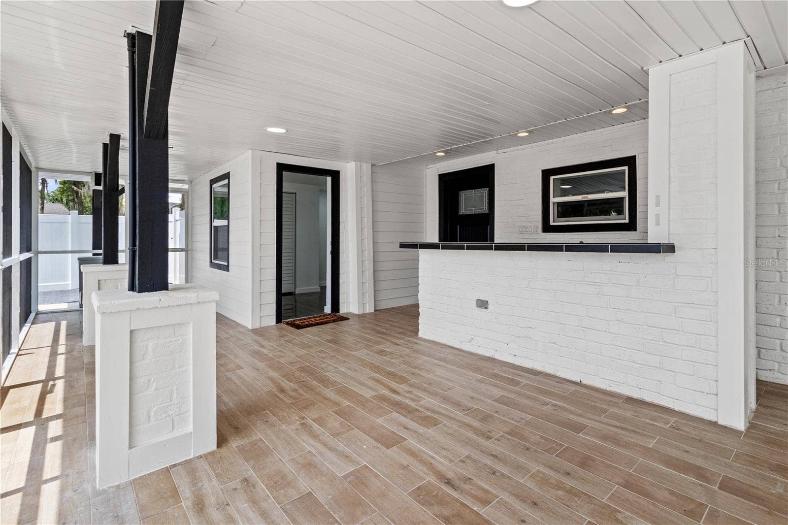 10908 LAND O LAKES BOULEVARD, Land O Lakes, FL 34638 Outdoor kitchen