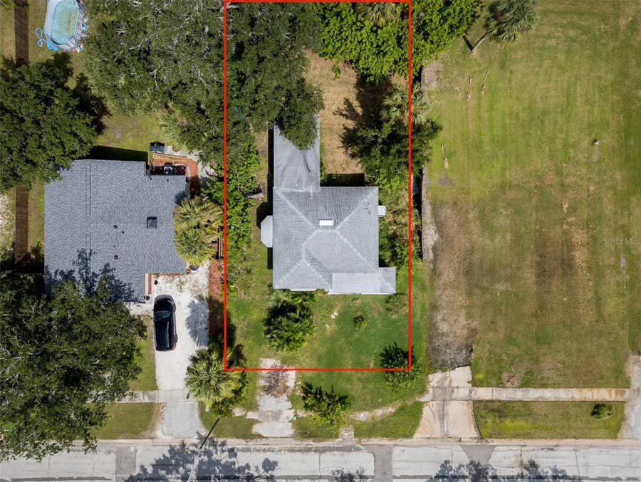 Property photo for 825 60TH AVENUE NE, St Petersburg, FL