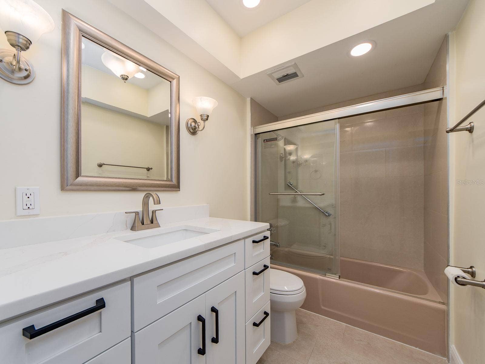 270 SKIFF POINT, #B3, Clearwater, FL 33767 270 SKIFF POINT, #B3, Clearwater, FL 33767
