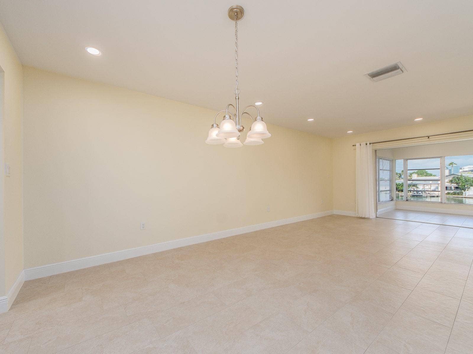 270 SKIFF POINT, #B3, Clearwater, FL 33767 270 SKIFF POINT, #B3, Clearwater, FL 33767