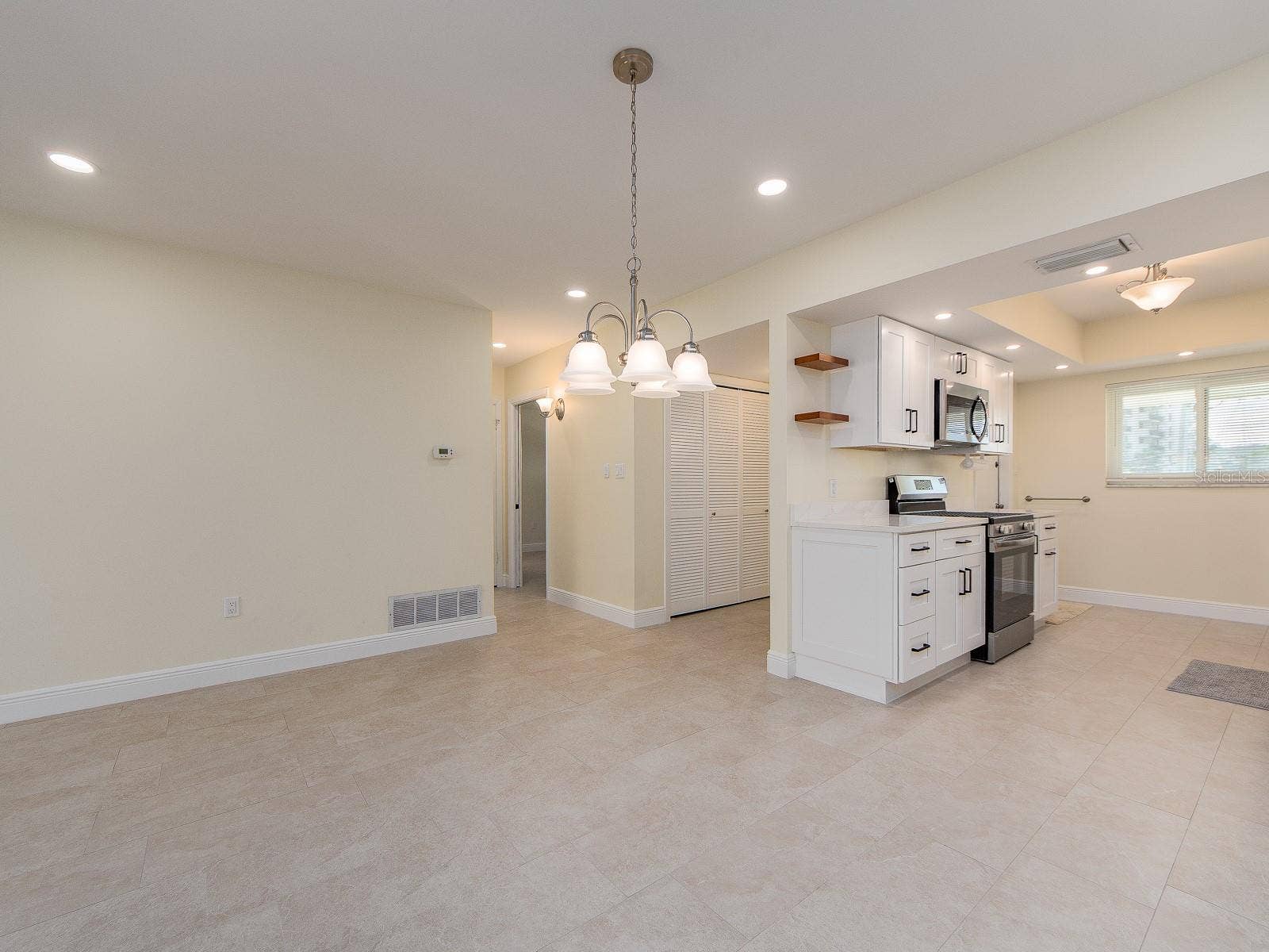 270 SKIFF POINT, #B3, Clearwater, FL 33767 270 SKIFF POINT, #B3, Clearwater, FL 33767