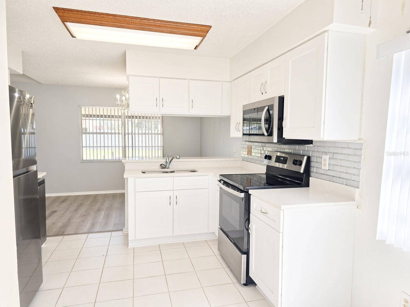 2020 RUDDER DRIVE, Valrico, FL 33594 Kitchen