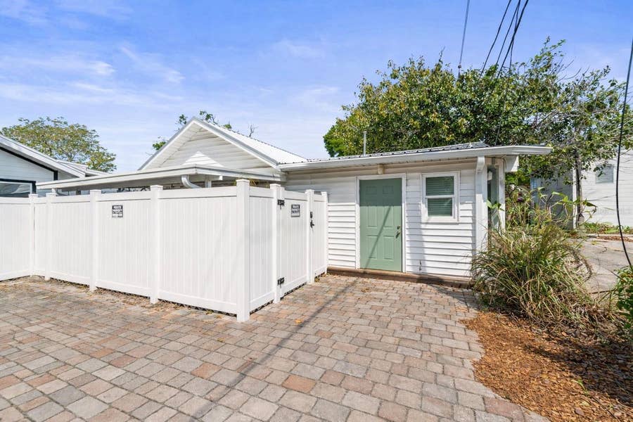 Property photo for 1619 7TH AVENUE N, St Petersburg, FL