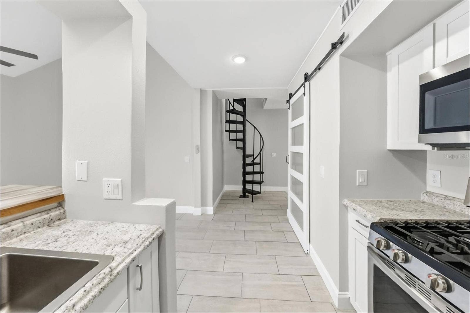 101 N HILL AVENUE, #2, Deland, FL 32724 101 N HILL AVENUE, #2, Deland, FL 32724