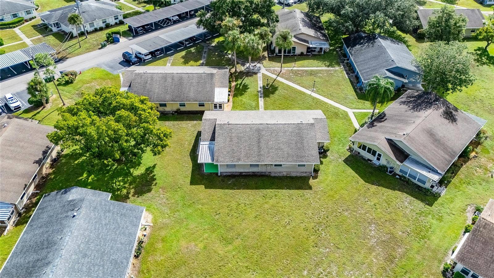 1904 CANTERBURY LANE, #18, Sun City Center, FL 33573 1904 CANTERBURY LANE, #18, Sun City Center, FL 33573