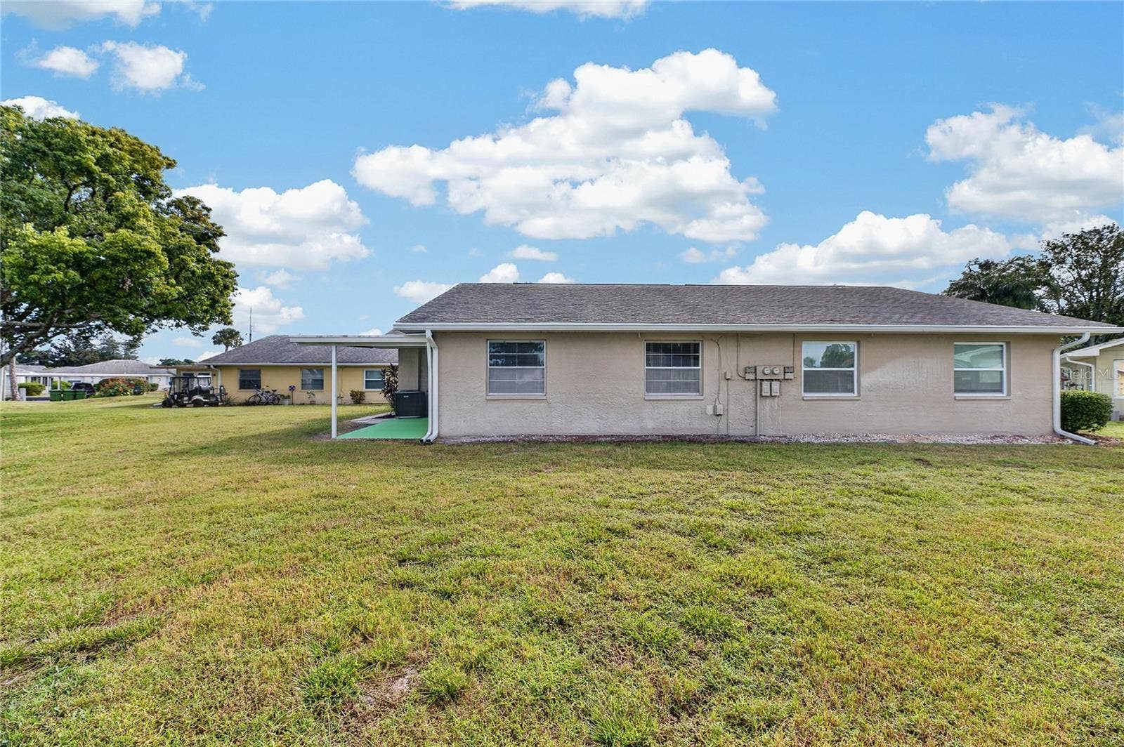 1904 CANTERBURY LANE, #18, Sun City Center, FL 33573 1904 CANTERBURY LANE, #18, Sun City Center, FL 33573