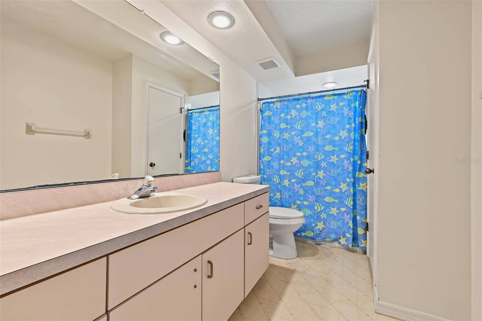 230 125TH AVENUE, Treasure Island, FL 33706