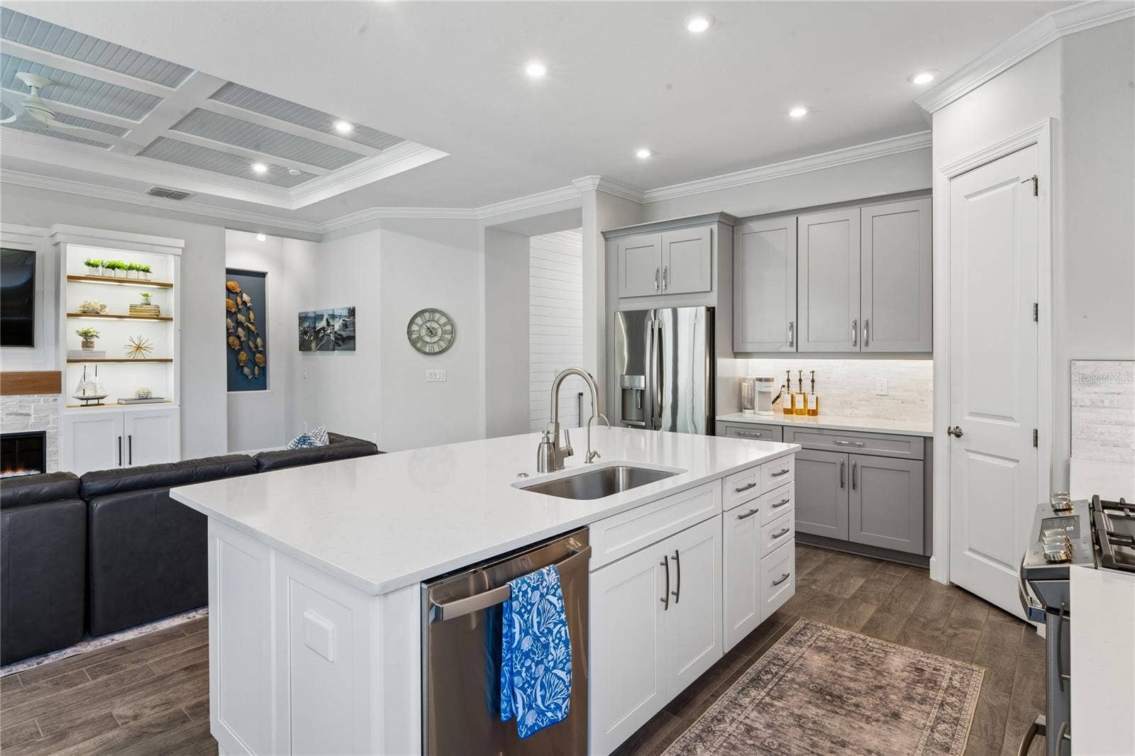 8.5 ft. Kitchen Island