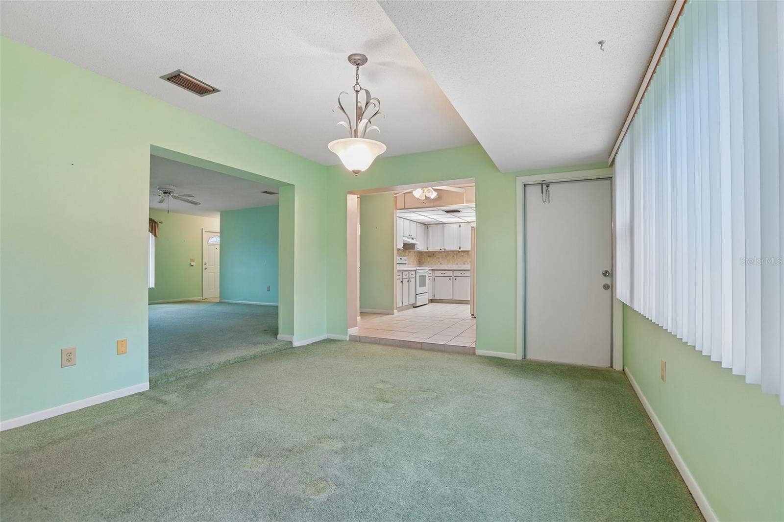 1722 W DEL WEBB BOULEVARD, Sun City Center, FL 33573