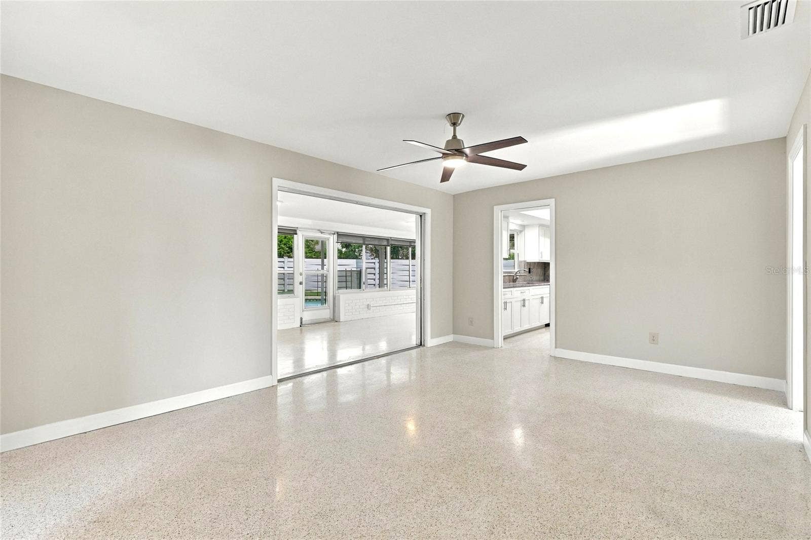 725 S BAYSHORE BOULEVARD, Safety Harbor, FL 34695 725 S BAYSHORE BOULEVARD, Safety Harbor, FL 34695